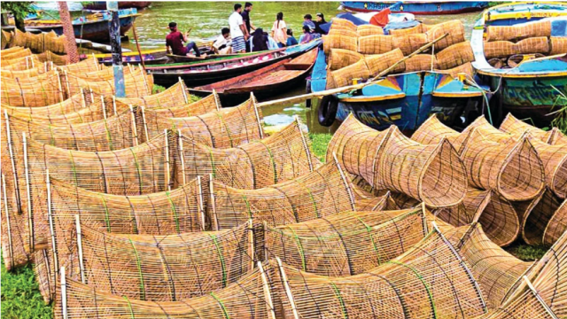 হারিয়ে যেতে বসেছে গ্রামবাংলার চাঁই-শিল্প