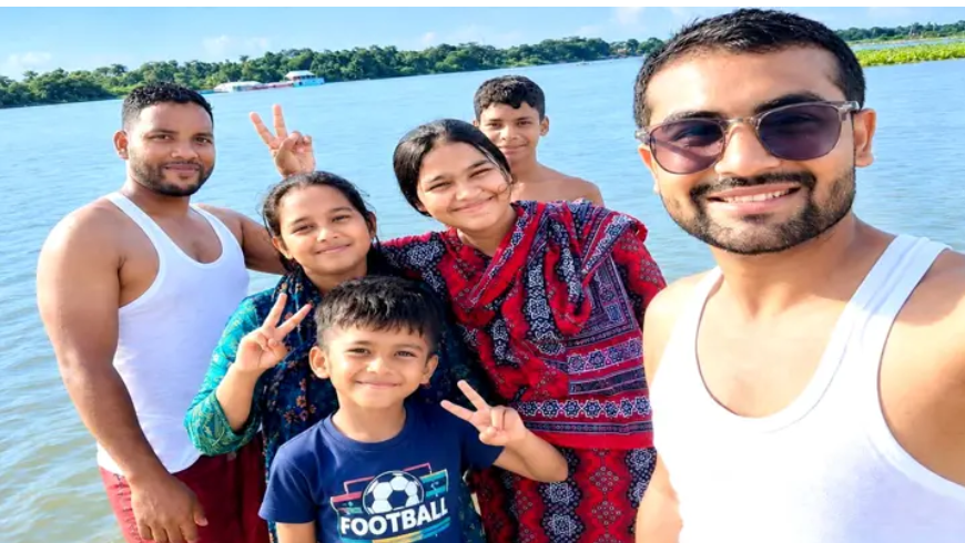 সেলফি তুলেই নদীতে নিখোঁজ হন চারজন, তিনজনের লাশ উদ্ধার
